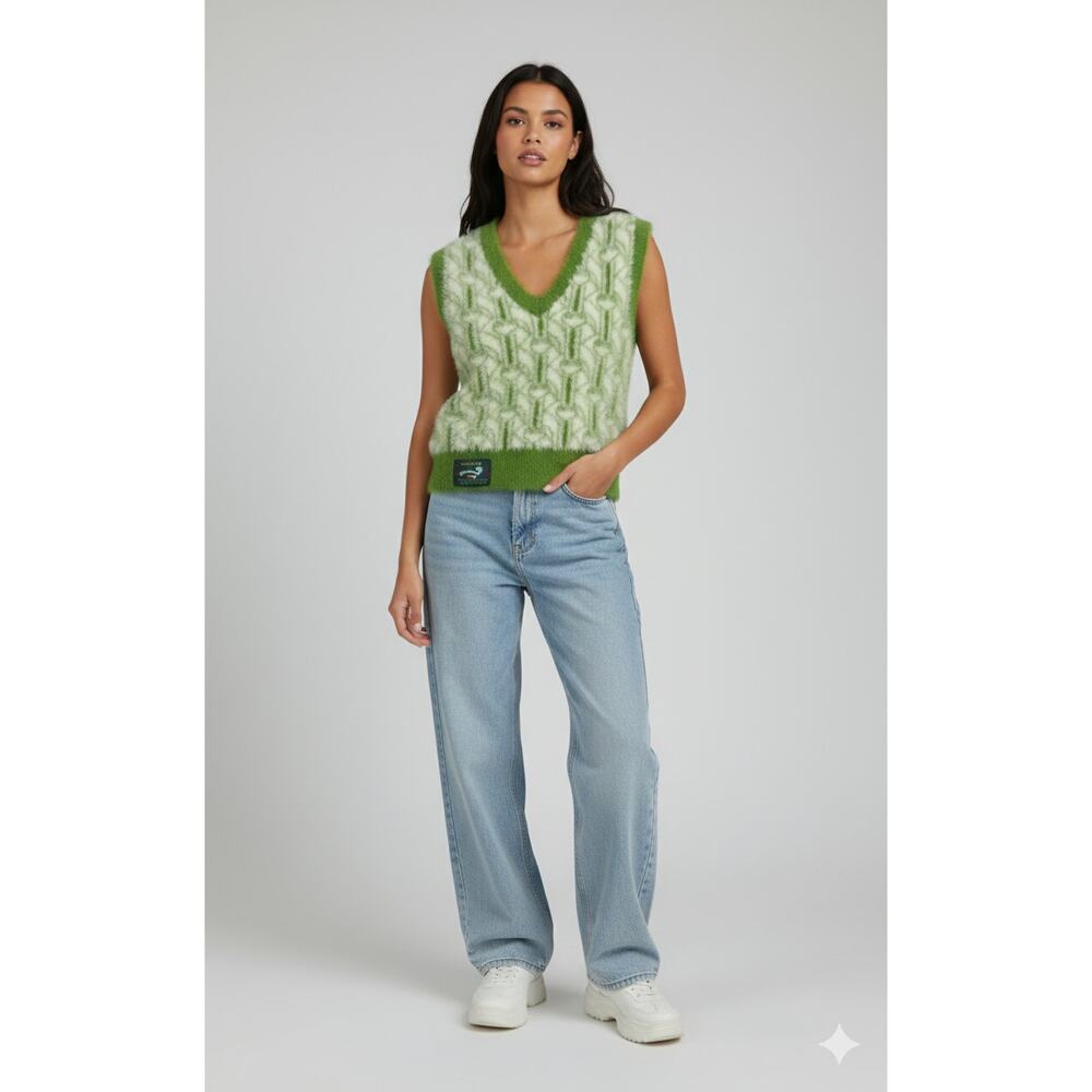 Mukzin Green Fuzzy Eyelash Sweater Vest Womens Size Small New V Neck Sleeveless